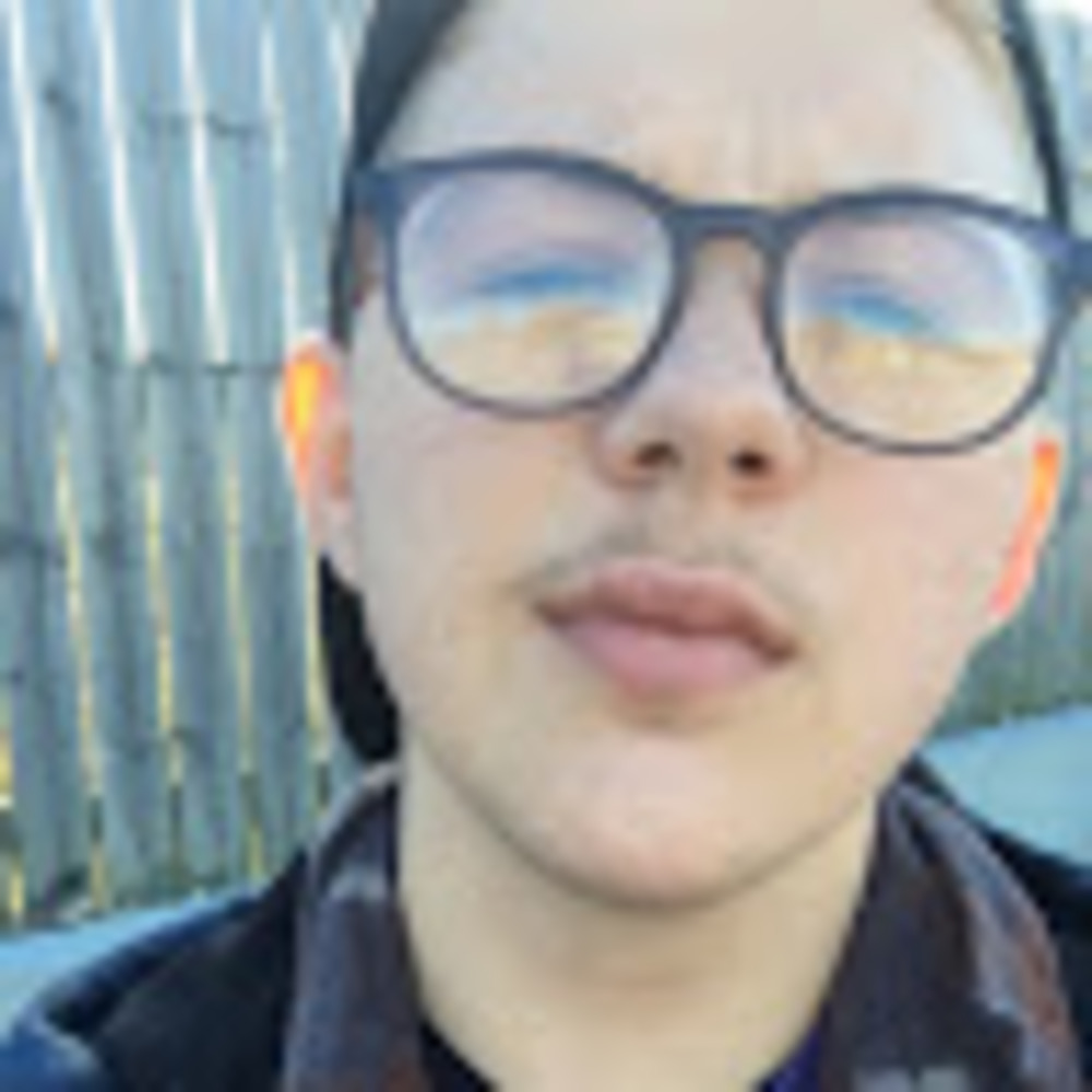 Meet your Posher, Elijah atlas